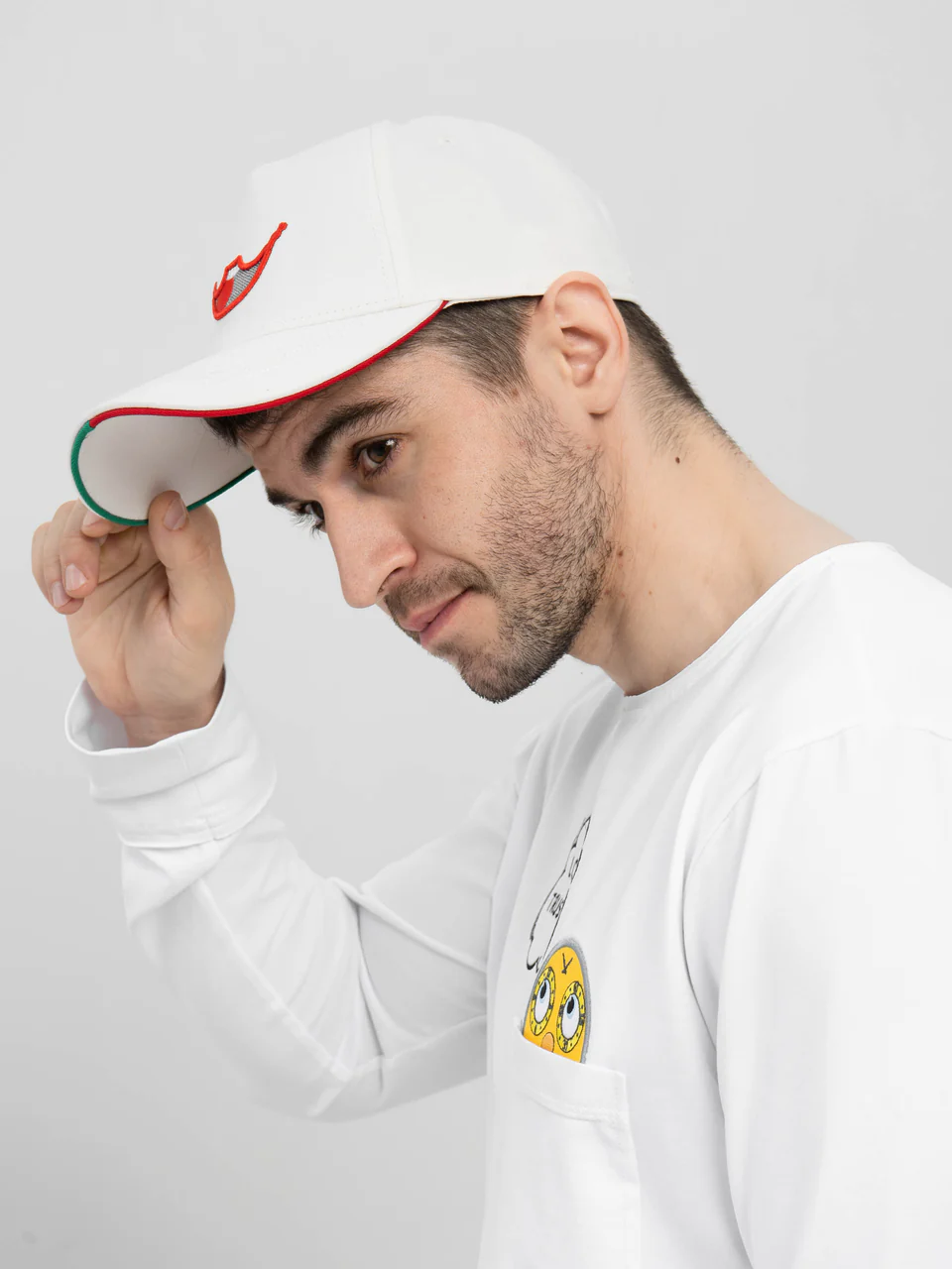 Кепка белая “Джокер”