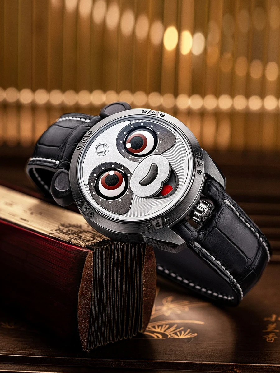 Панда Титан