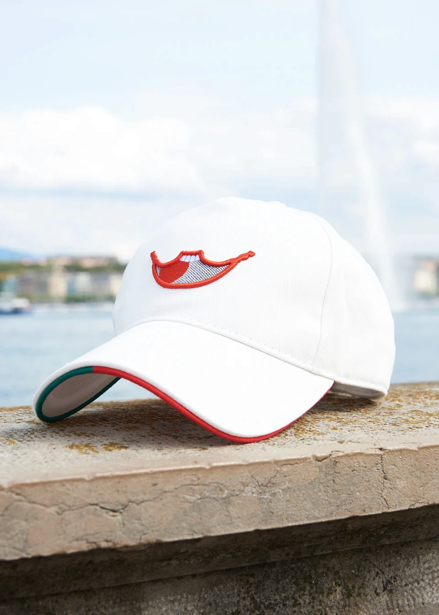 Кепка белая “Джокер”