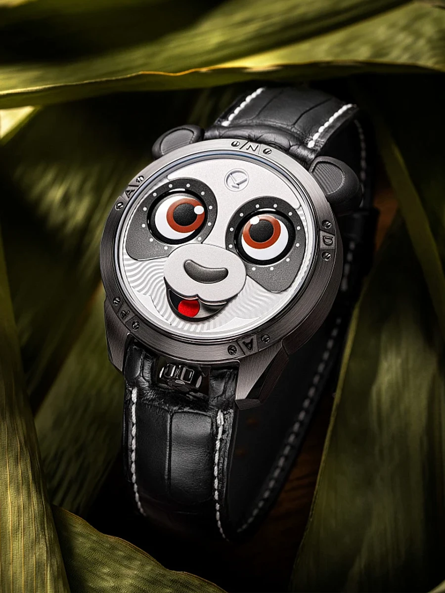 Панда Титан