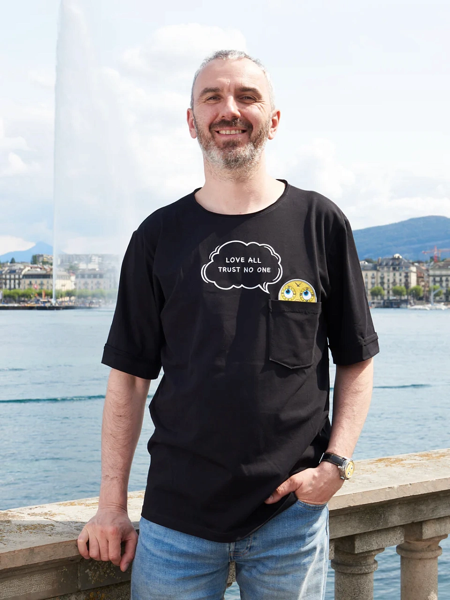 Футболка черная "Колобок"