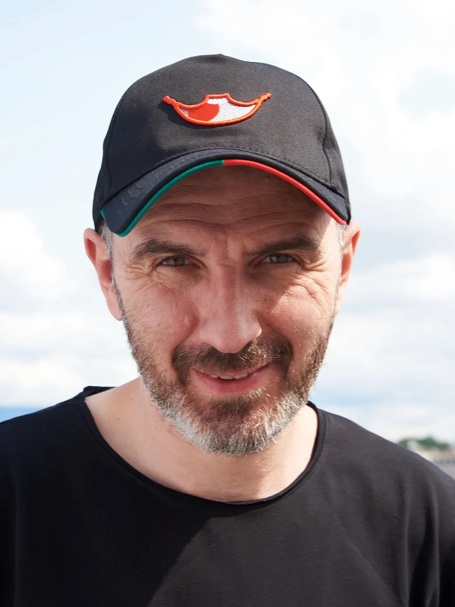 Кепка черная “Джокер”